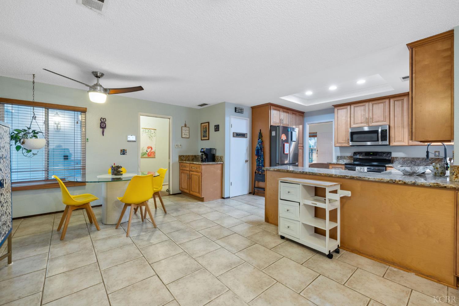 776 Cedar Lane, Lemoore, CA 93245