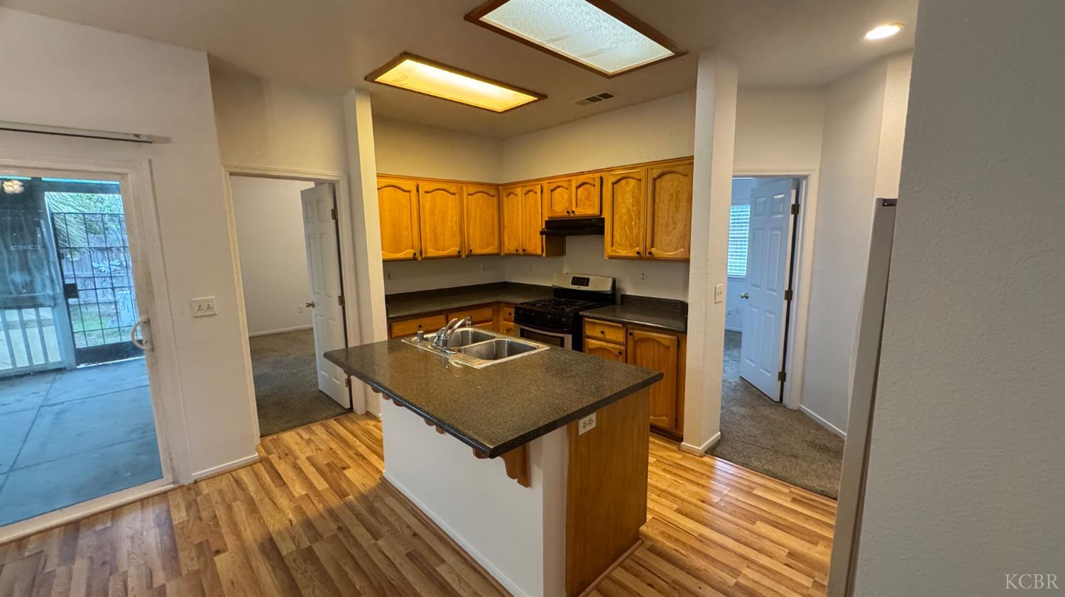 1210 Village Dr, Corcoran, CA 93212