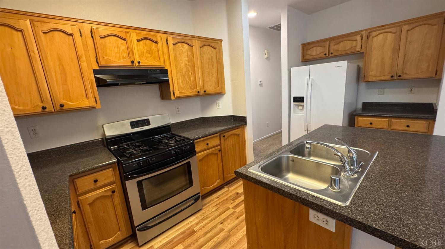 1210 Village Dr, Corcoran, CA 93212