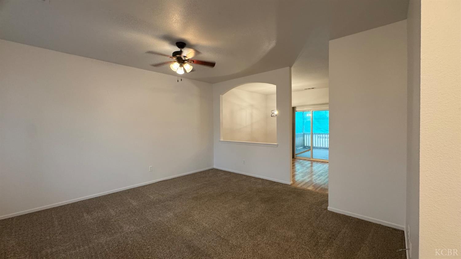 1210 Village Dr, Corcoran, CA 93212