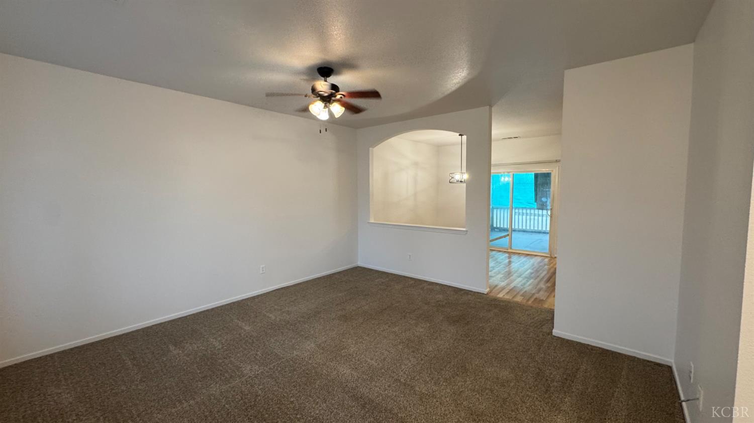 1210 Village Dr, Corcoran, CA 93212