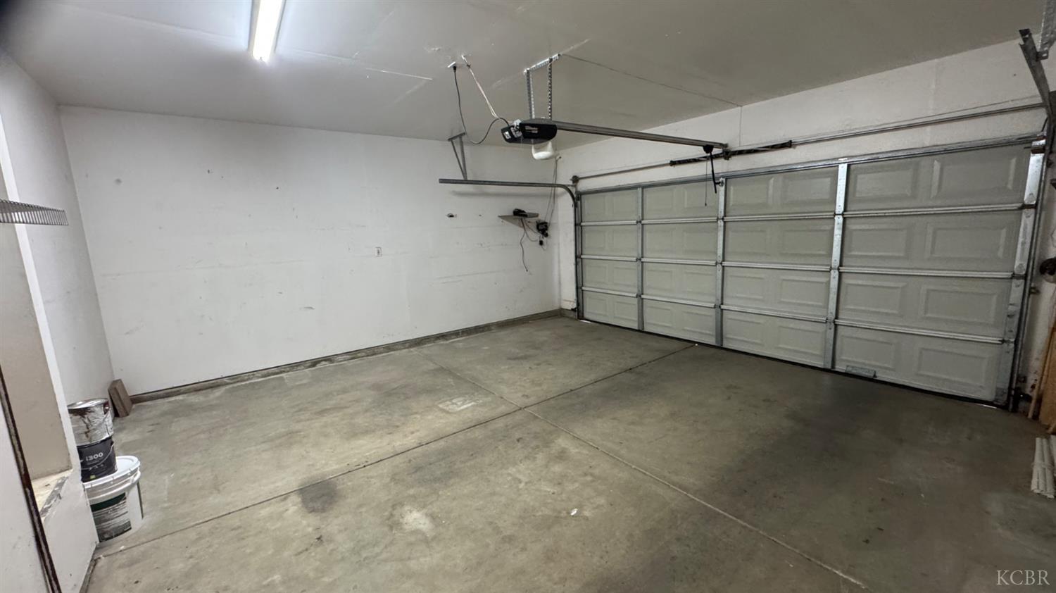 1210 Village Dr, Corcoran, CA 93212