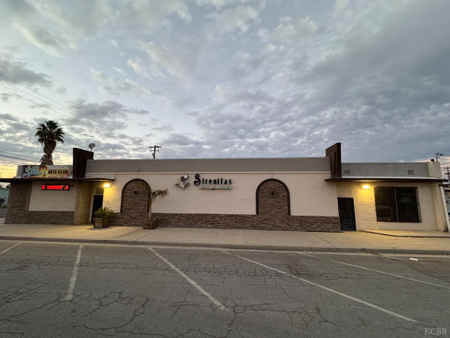 707 12th Ave, Delano, CA 93215