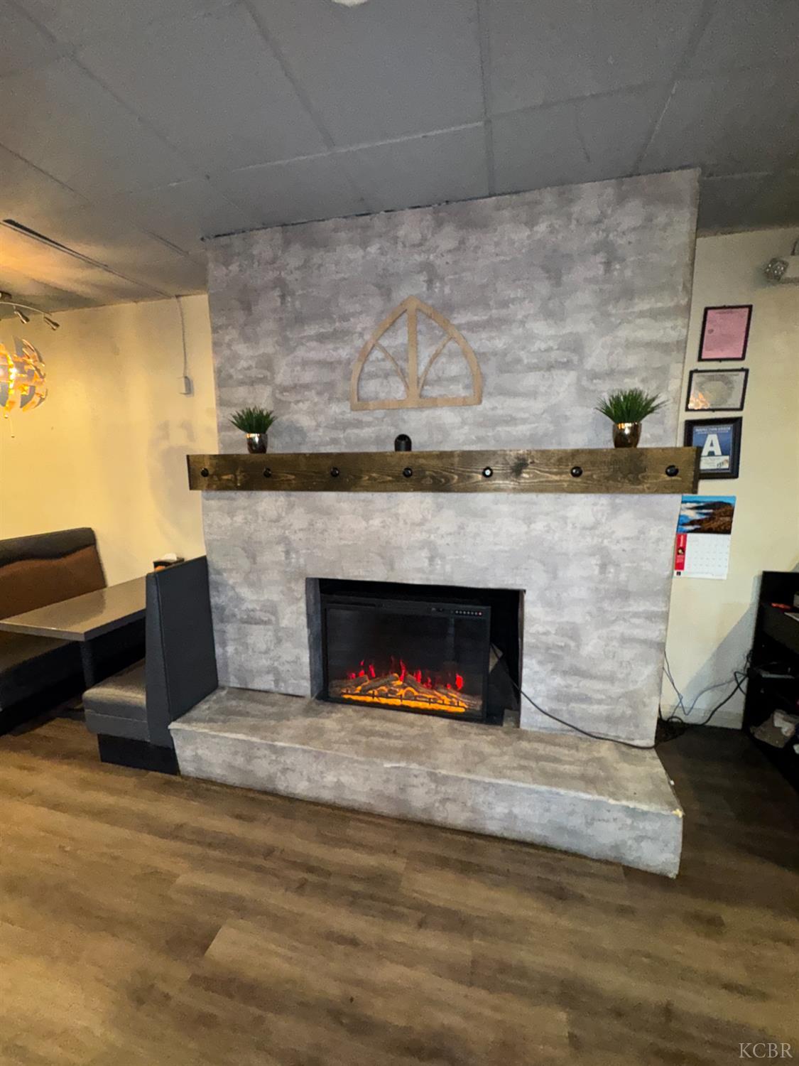 707 12th Ave, Delano, CA 93215