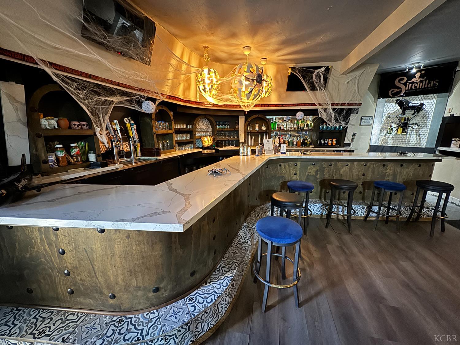 707 12th Ave, Delano, CA 93215