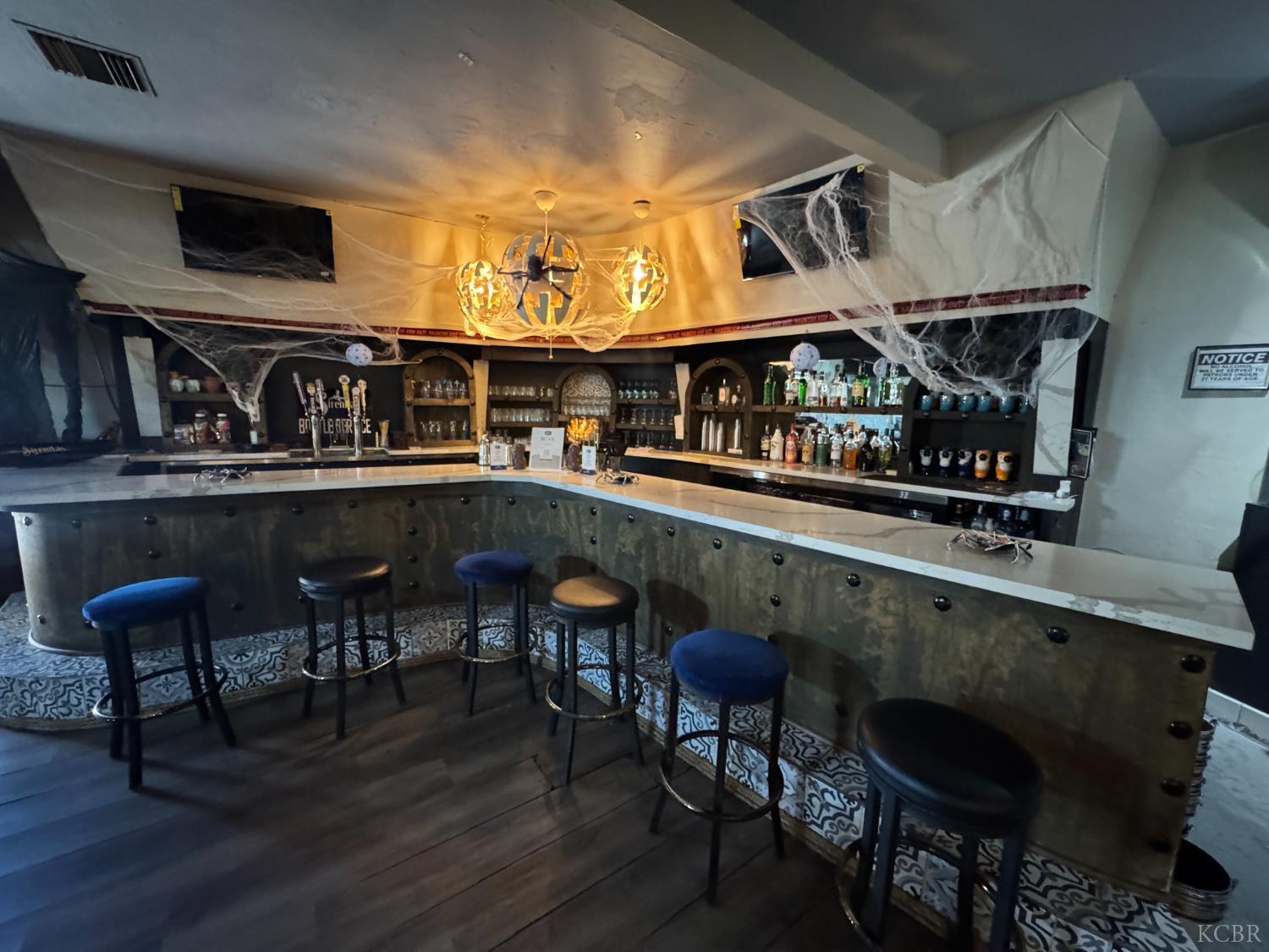 707 12th Ave, Delano, CA 93215