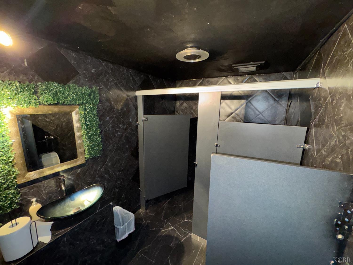 707 12th Ave, Delano, CA 93215