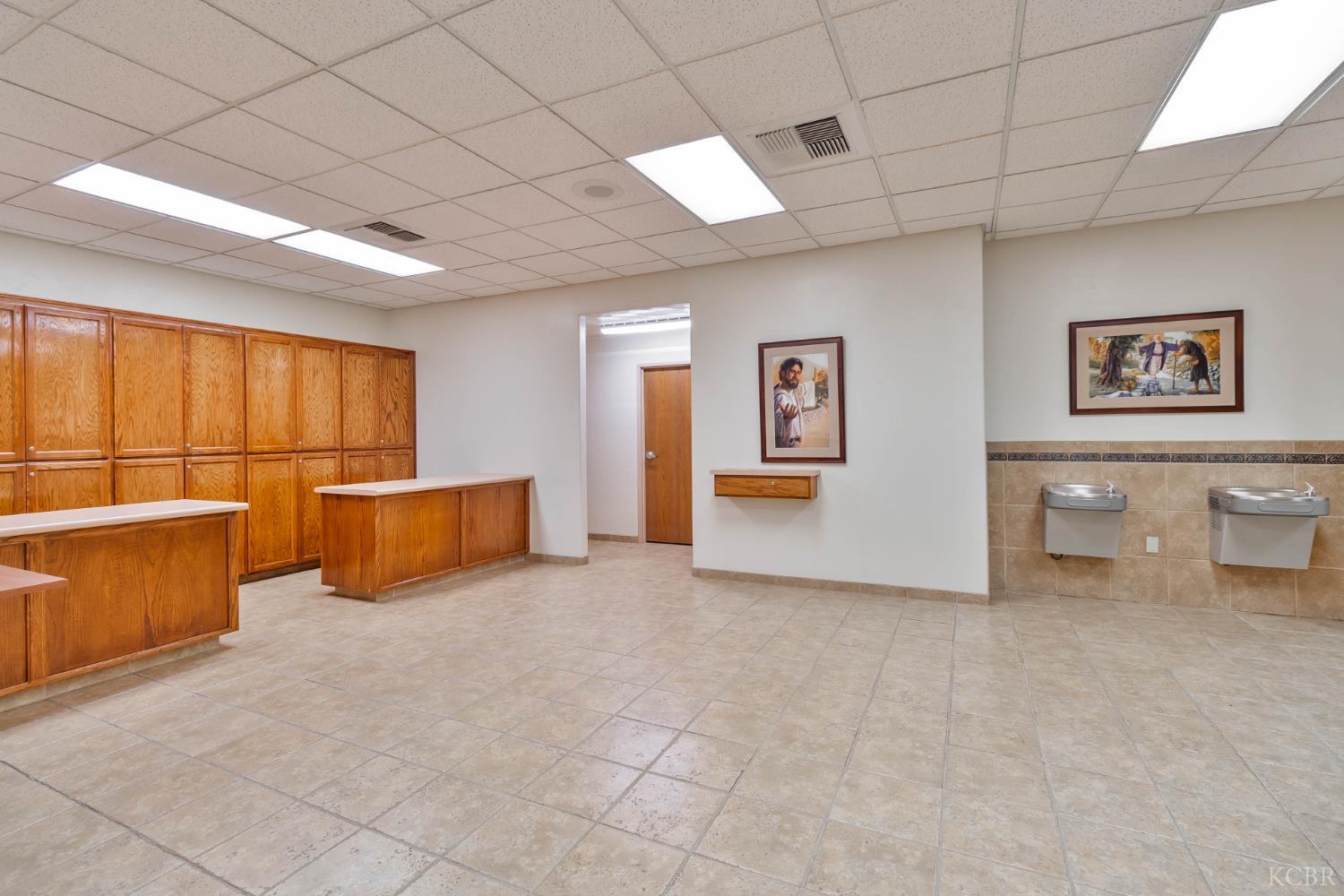 2730 W Kruger Ave, Riverdale, CA 93656