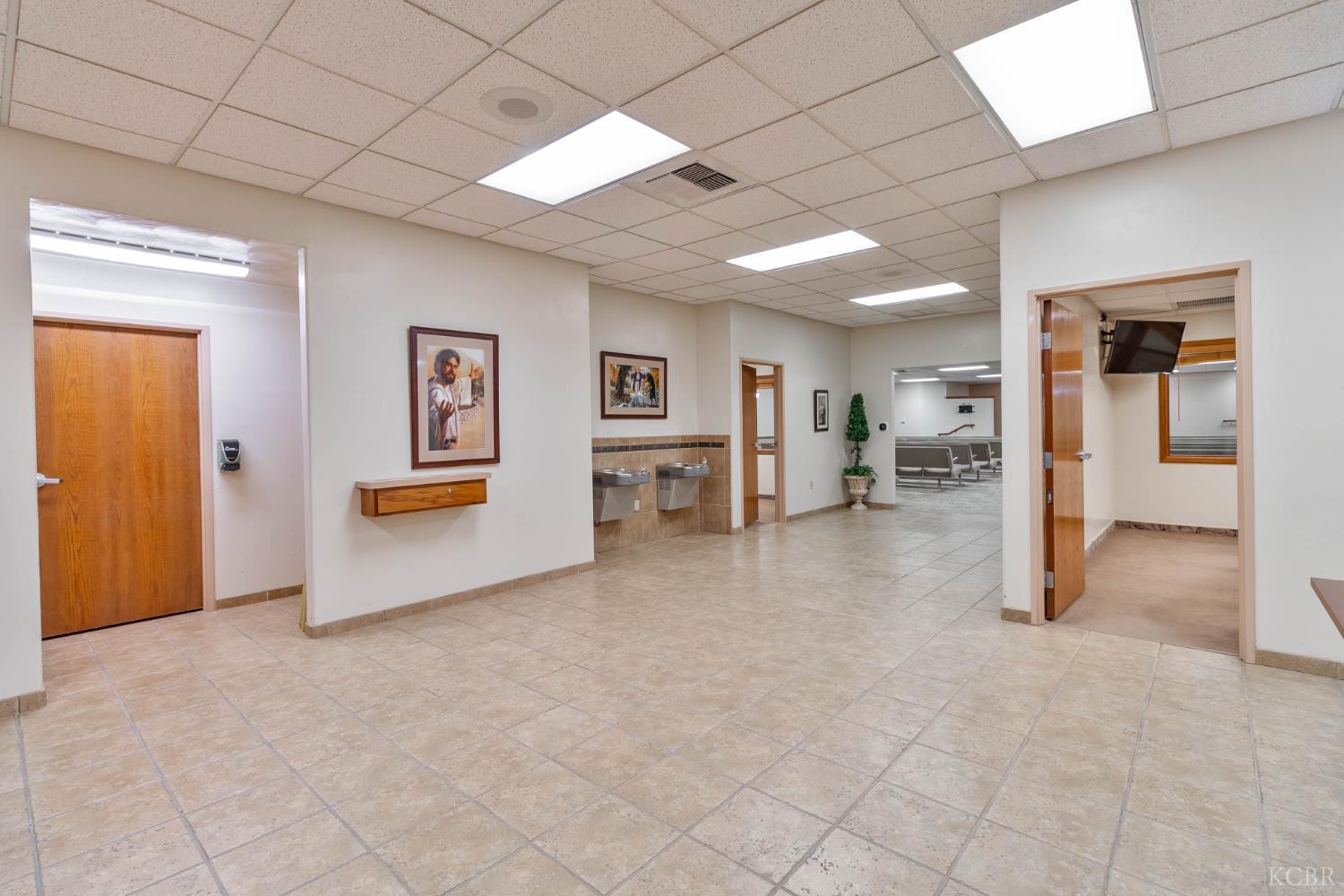 2730 W Kruger Ave, Riverdale, CA 93656