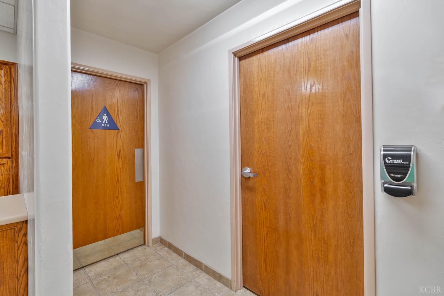 2730 W Kruger Ave, Riverdale, CA 93656