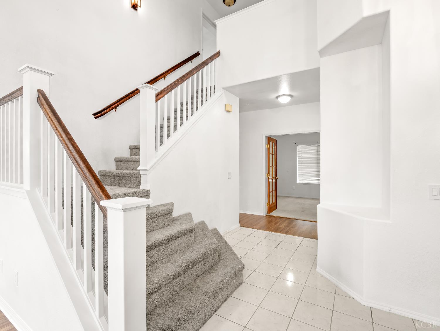 465 Camden Ct, Lemoore, CA 93245