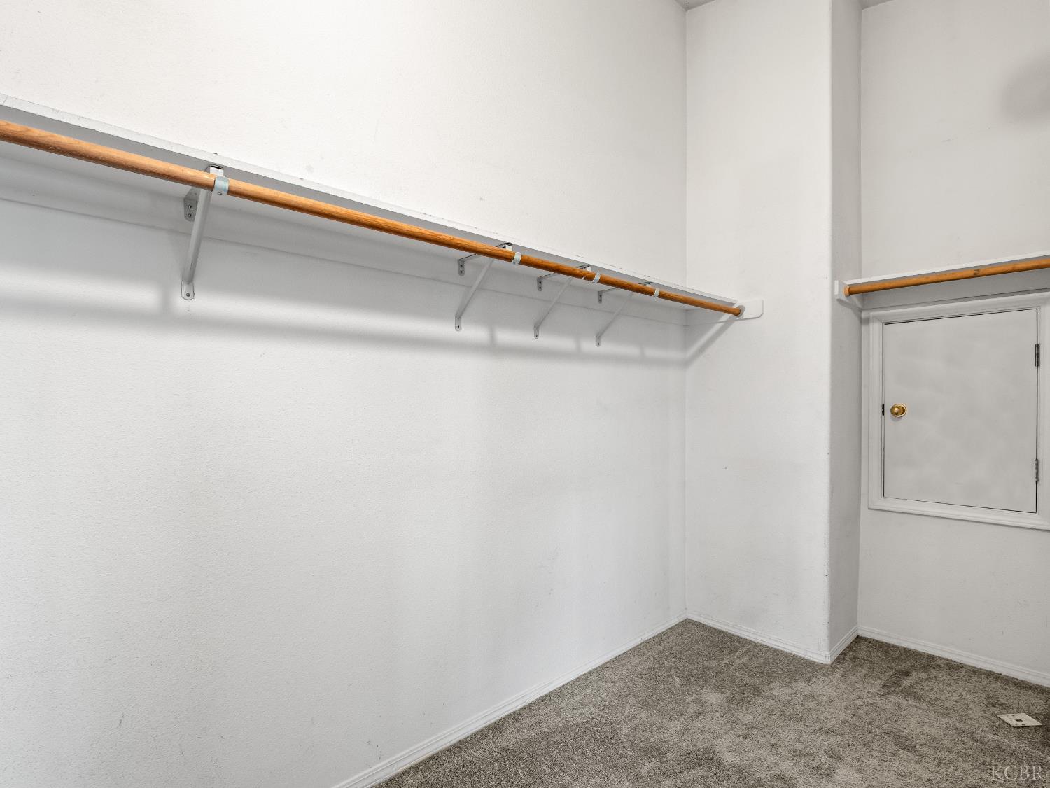 465 Camden Ct, Lemoore, CA 93245