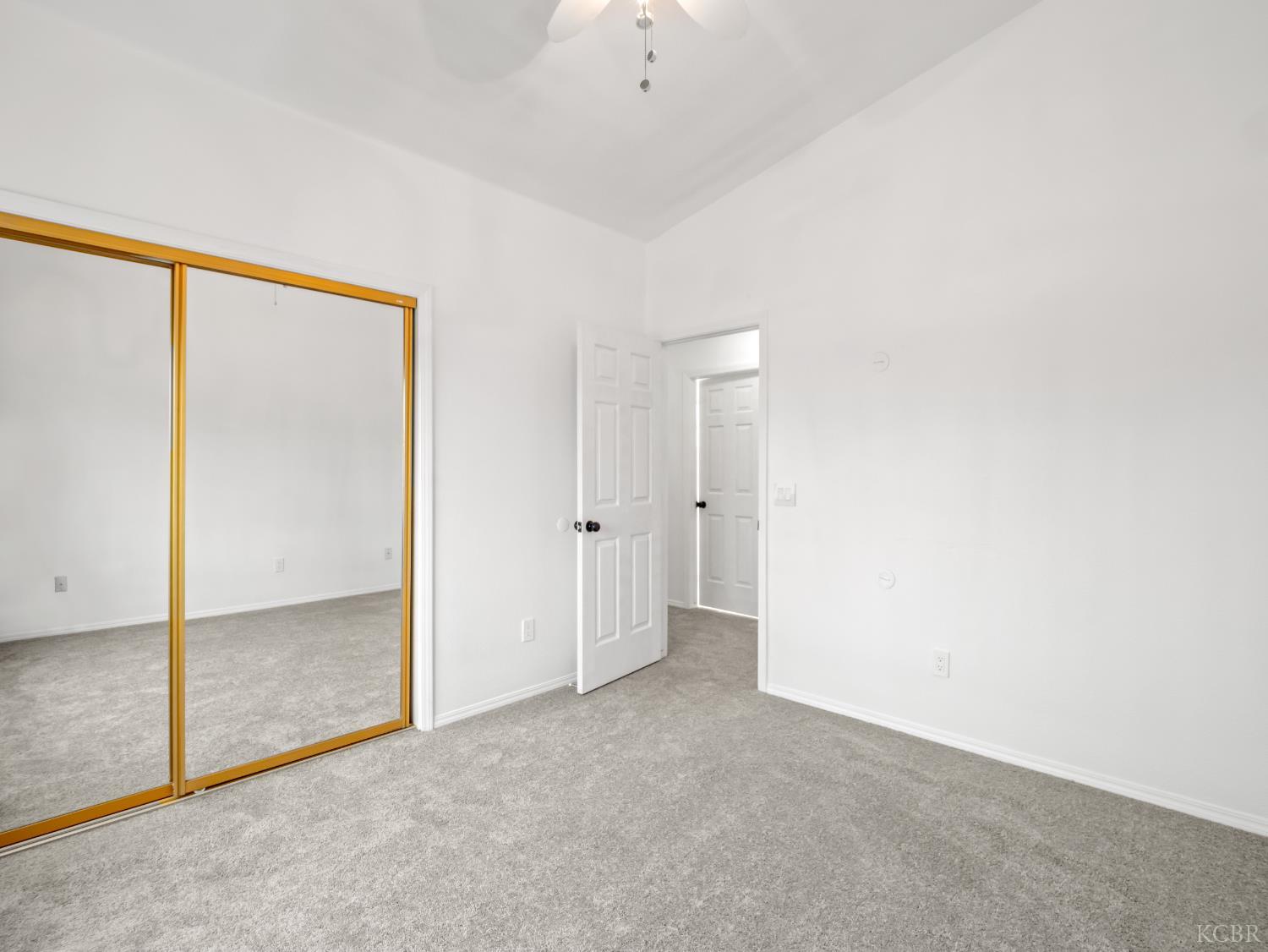 465 Camden Ct, Lemoore, CA 93245