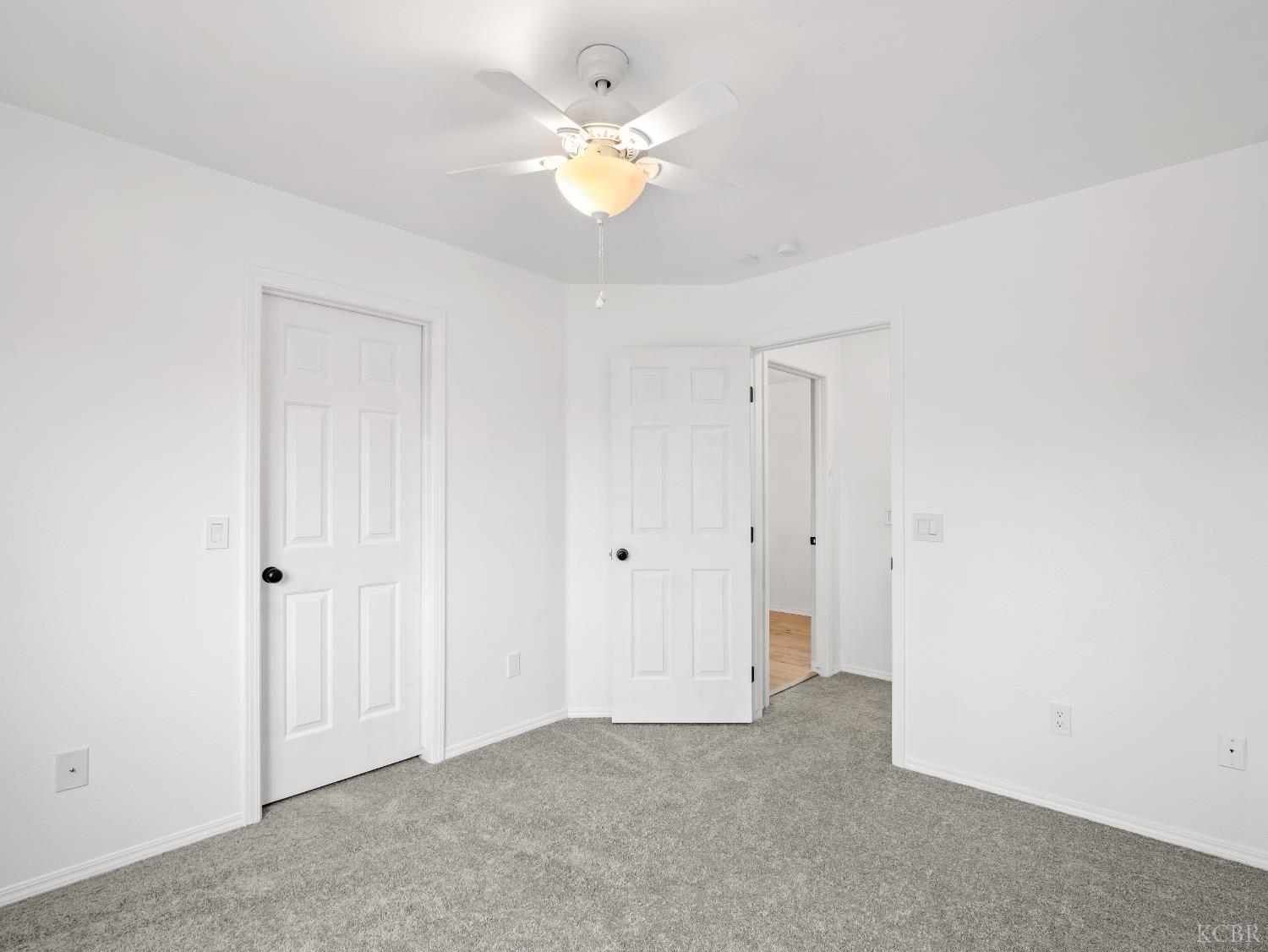 465 Camden Ct, Lemoore, CA 93245