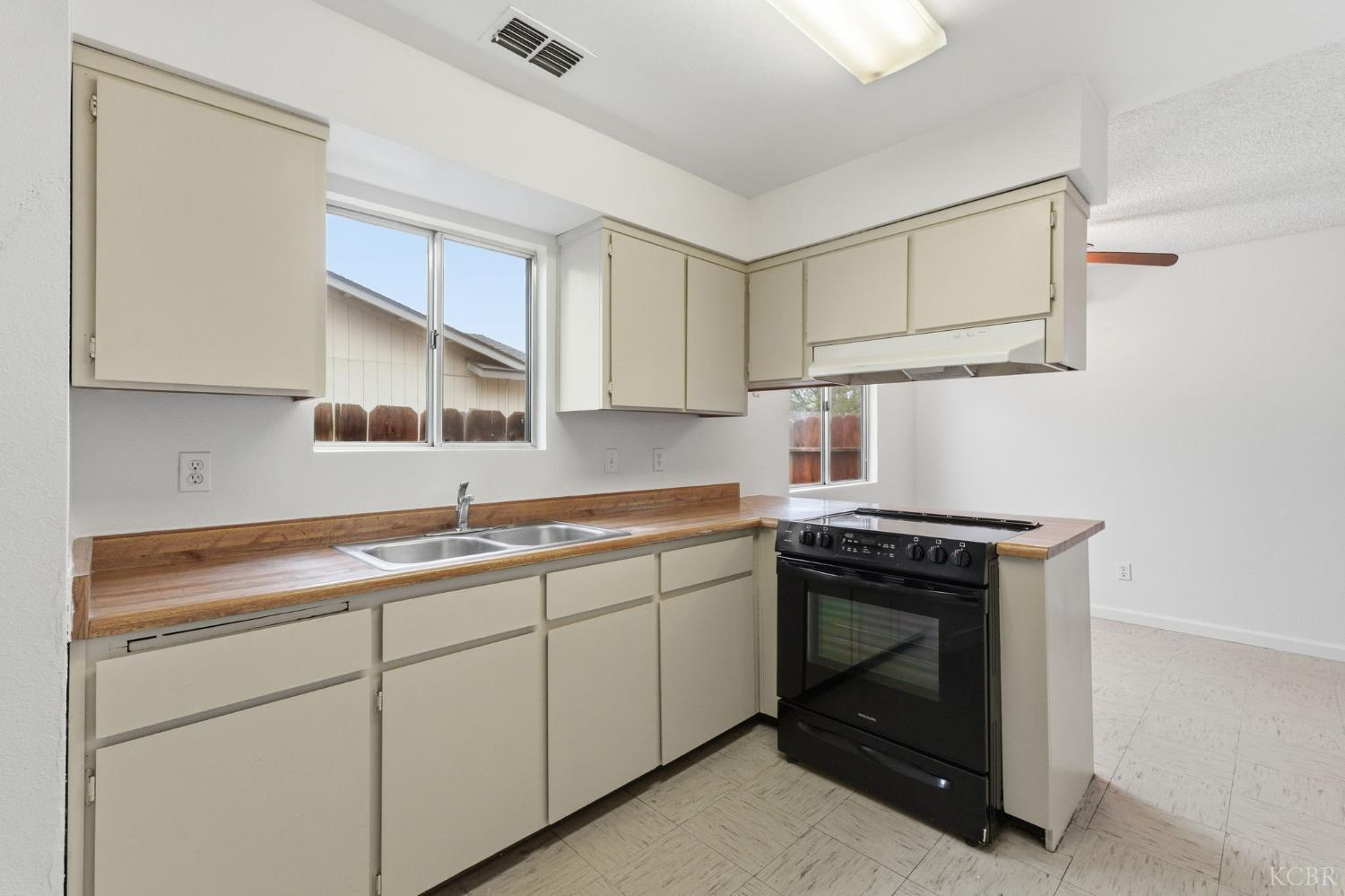 15892 S Chappo Ave, Cantua Creek, CA 93608