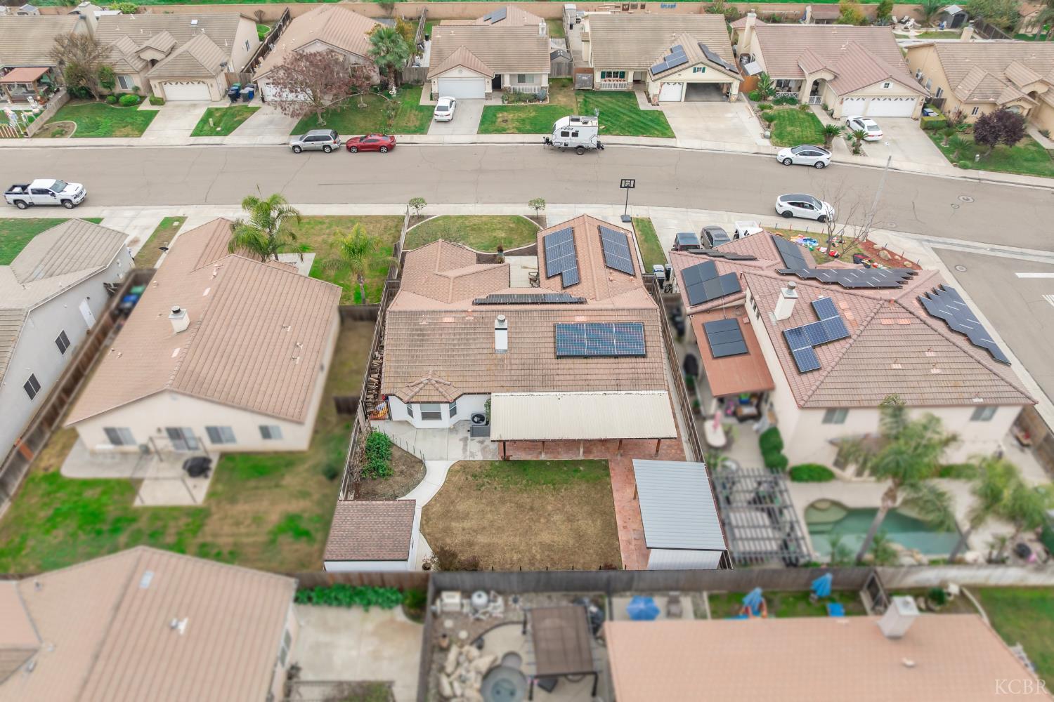 952 Meadow View Rd, Hanford, CA 93230