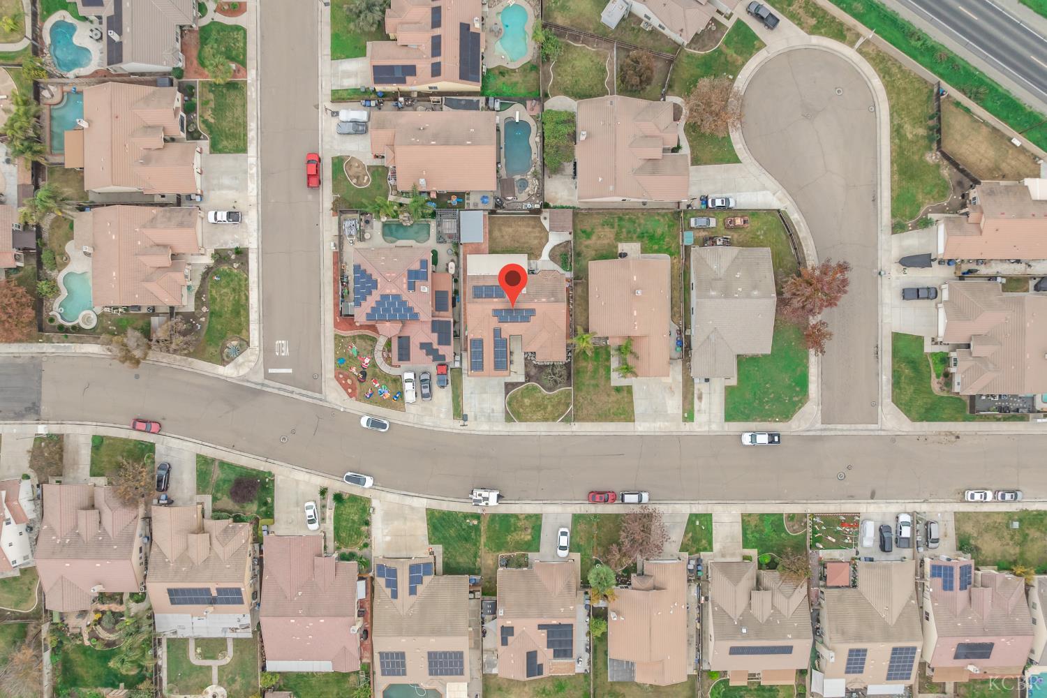 952 Meadow View Rd, Hanford, CA 93230