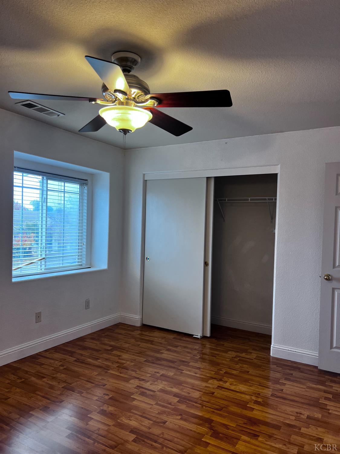 1950 W Rio Hondo Way, Hanford, CA 93230