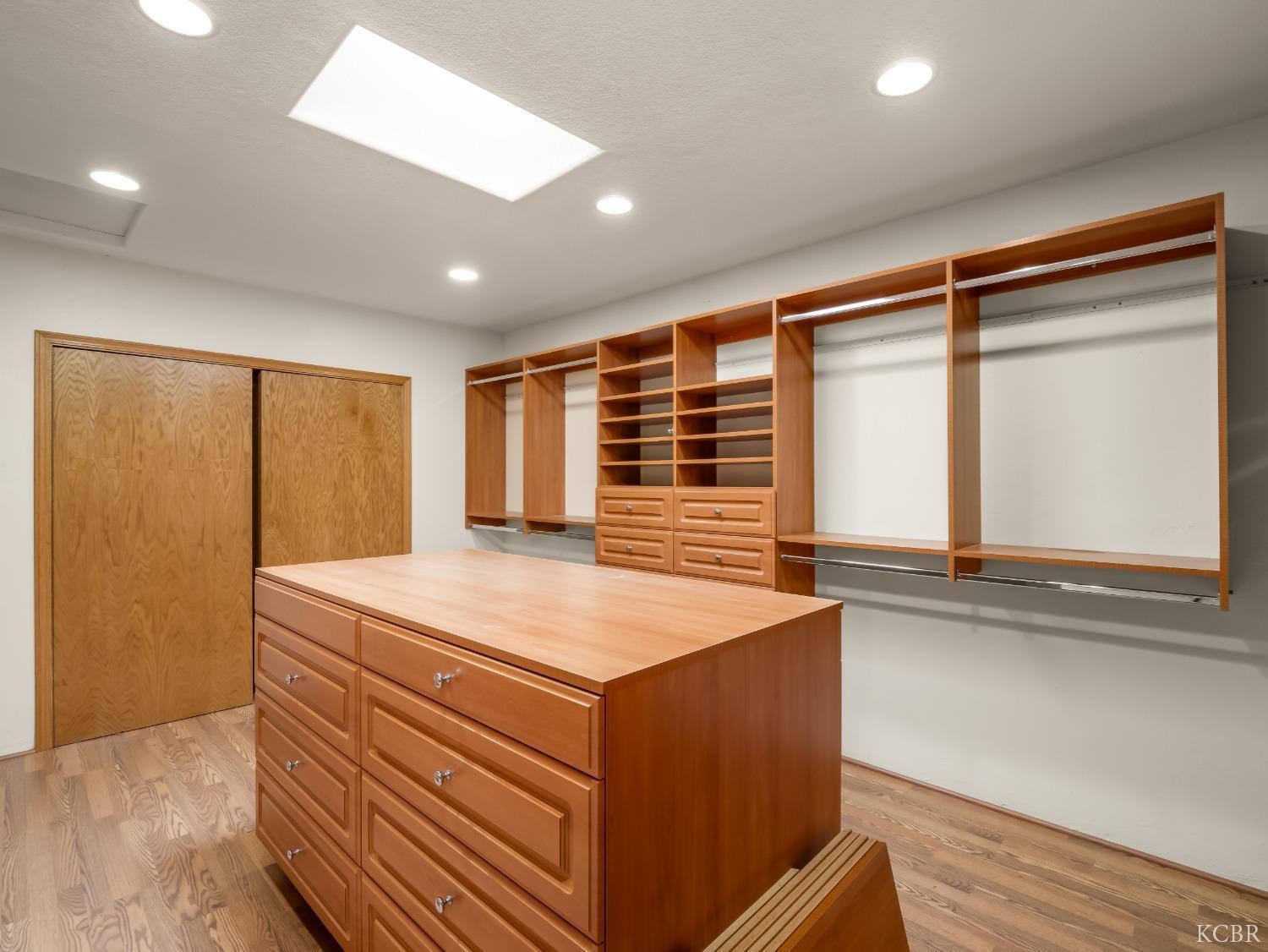 403 W Grangeville Blvd, Hanford, CA 93230