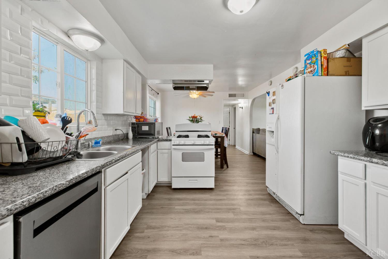 4620 Ave 288, Tulare, CA 93274