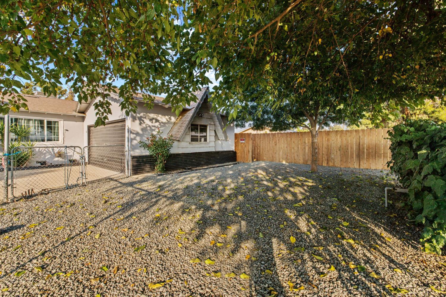4620 Ave 288, Tulare, CA 93274