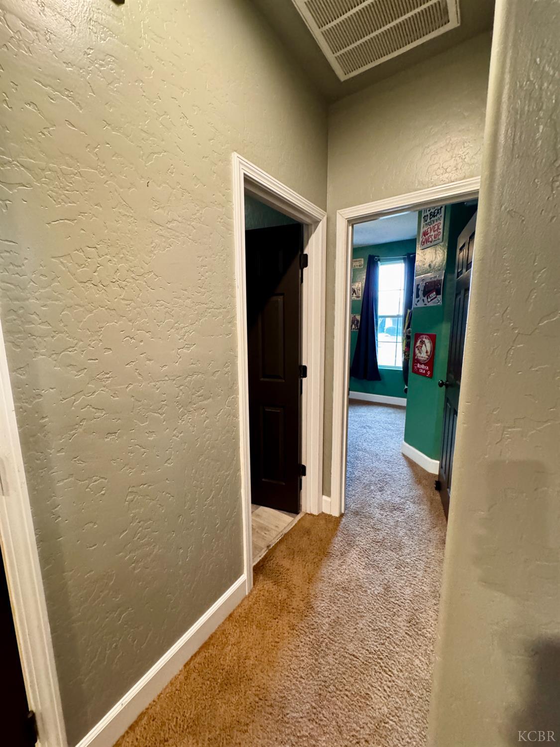 2945 W vine Ave, Visalia, CA 93291