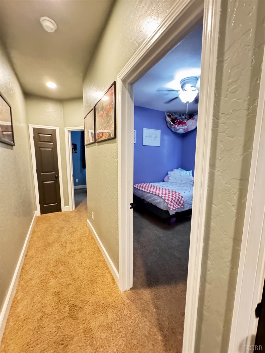 2945 W vine Ave, Visalia, CA 93291