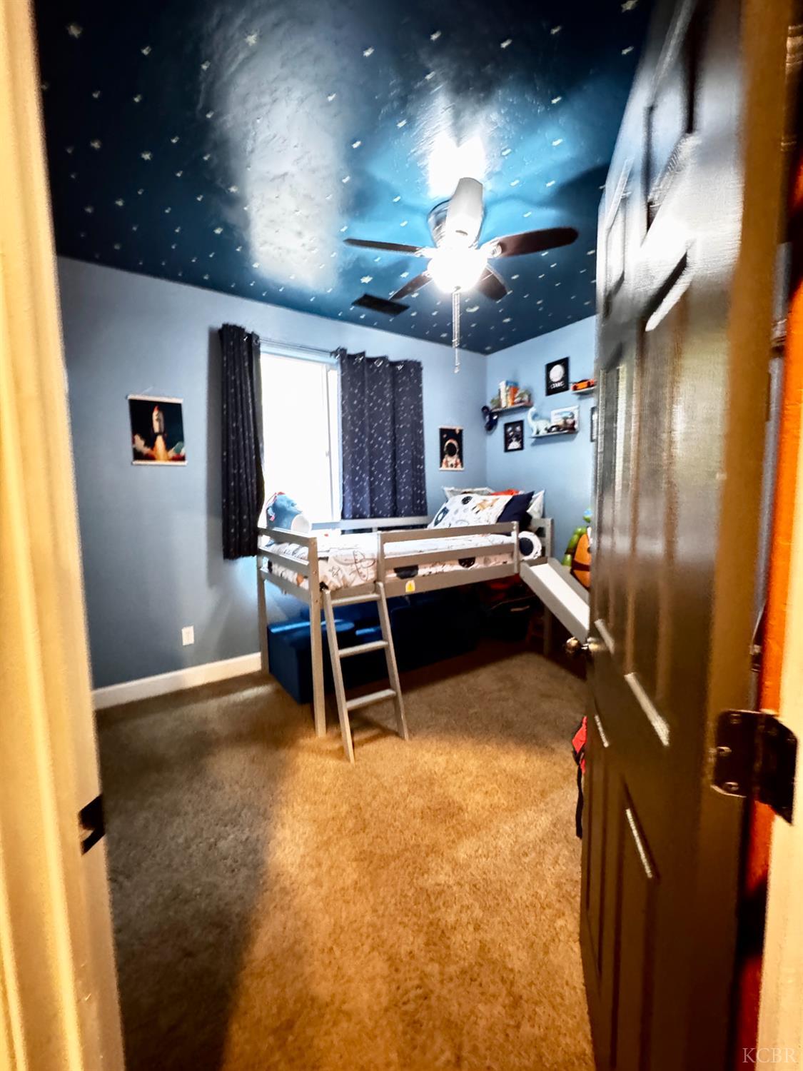 2945 W vine Ave, Visalia, CA 93291