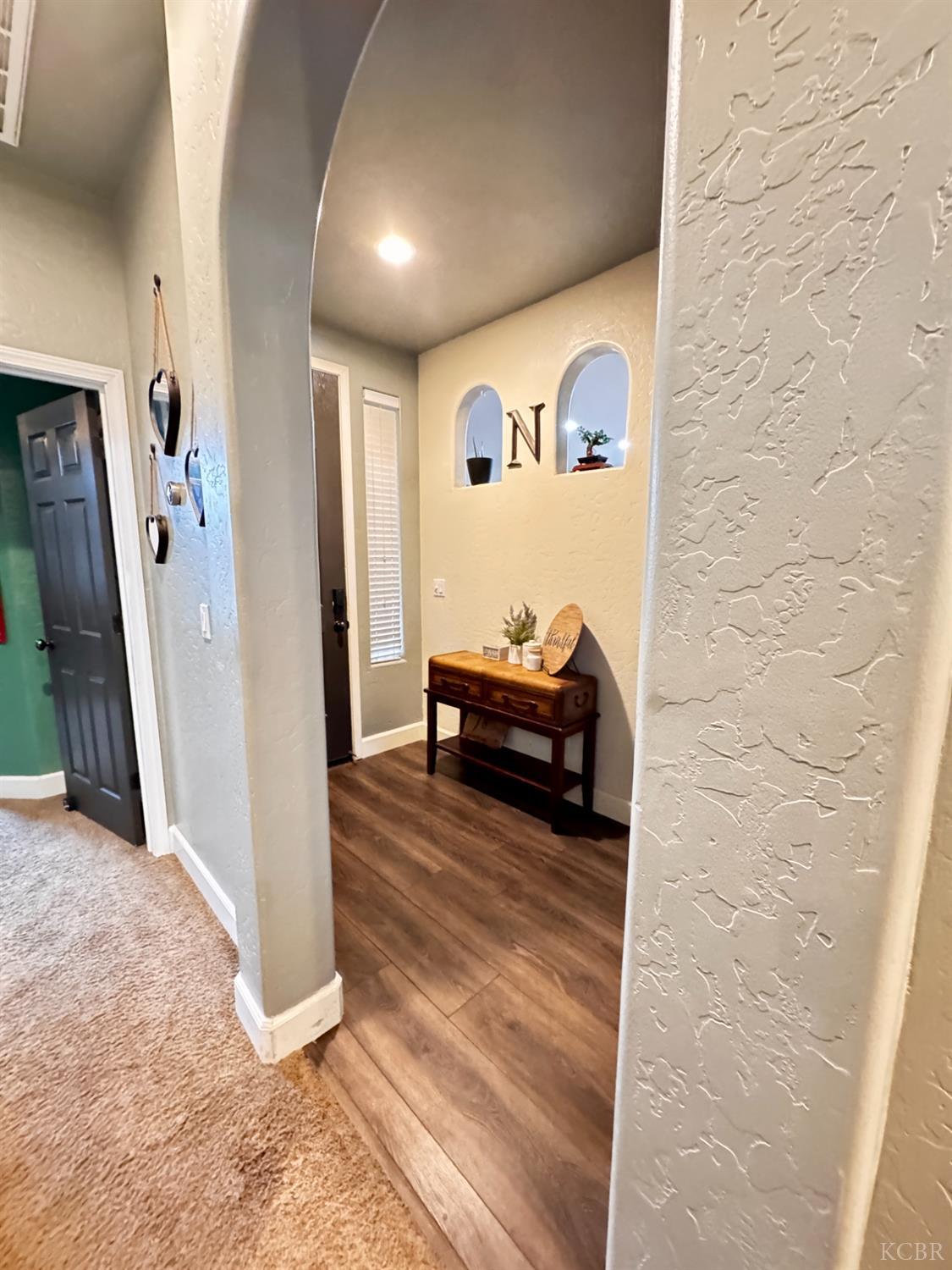 2945 W vine Ave, Visalia, CA 93291