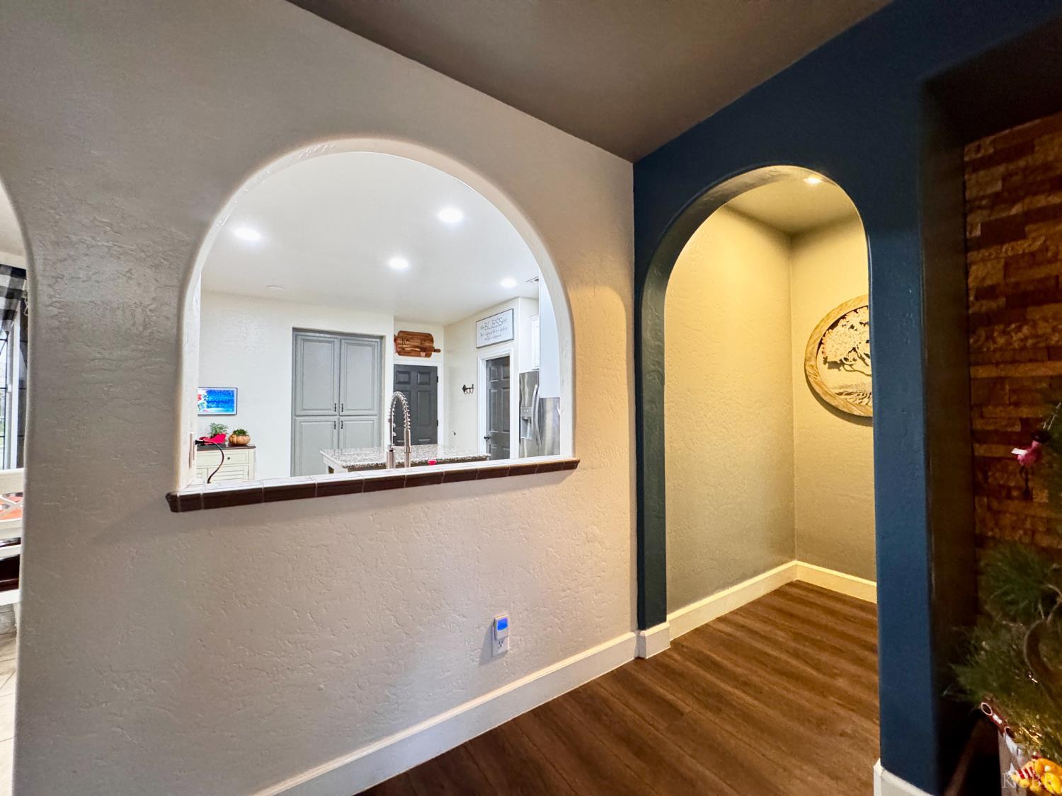 2945 W vine Ave, Visalia, CA 93291