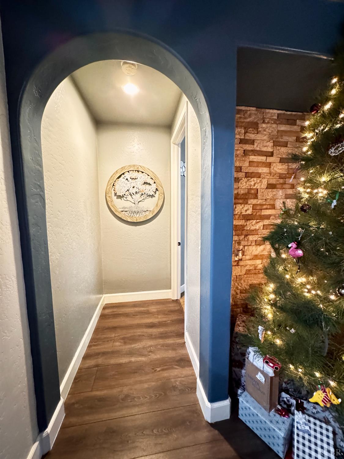 2945 W vine Ave, Visalia, CA 93291