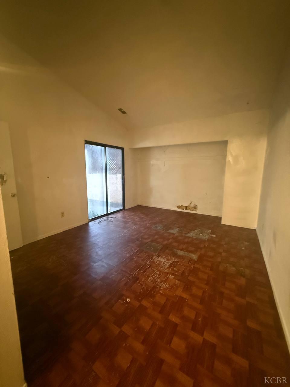 1644 N Tipton St, Visalia, CA 93292