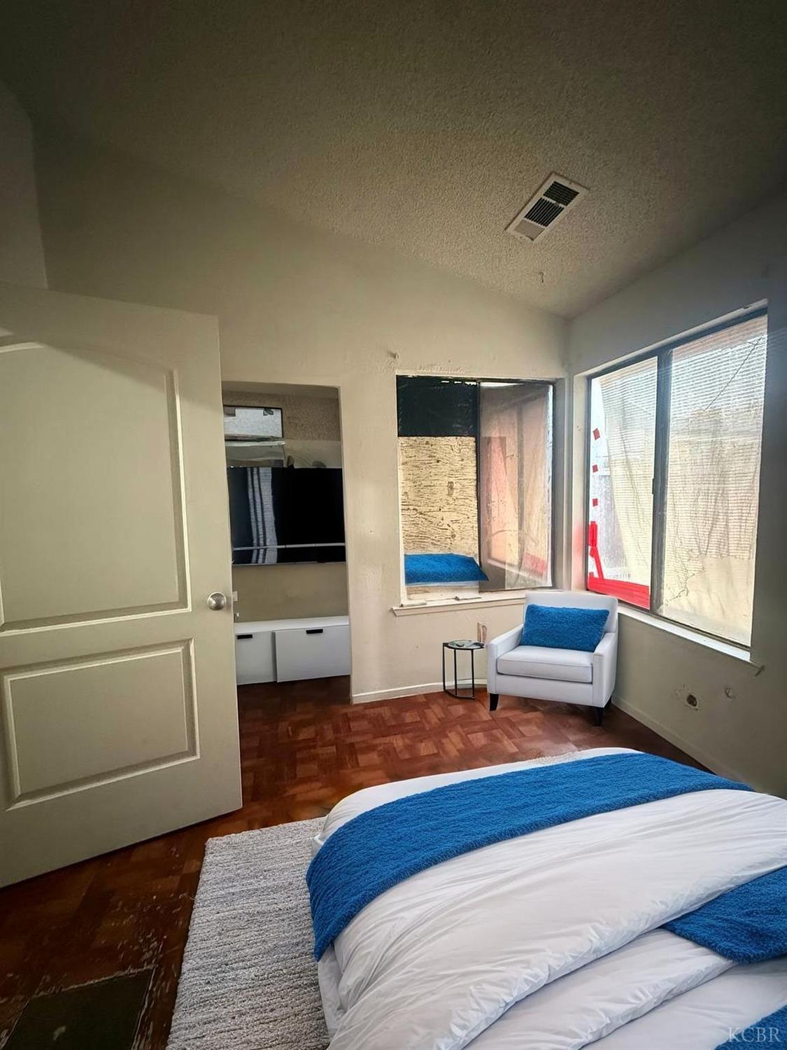 1644 N Tipton St, Visalia, CA 93292