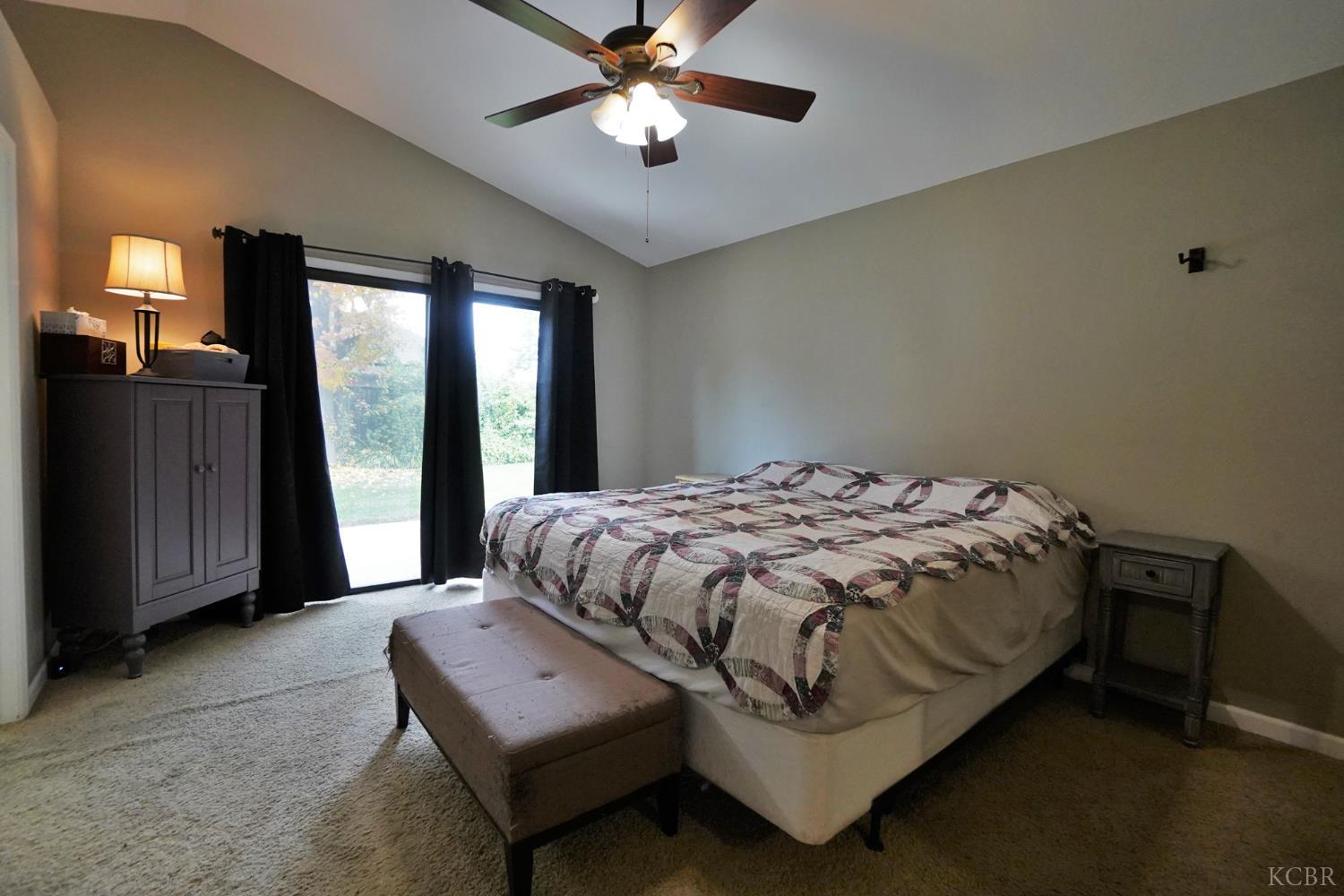 1230 W Sierra Ave W, Fresno, CA 93711