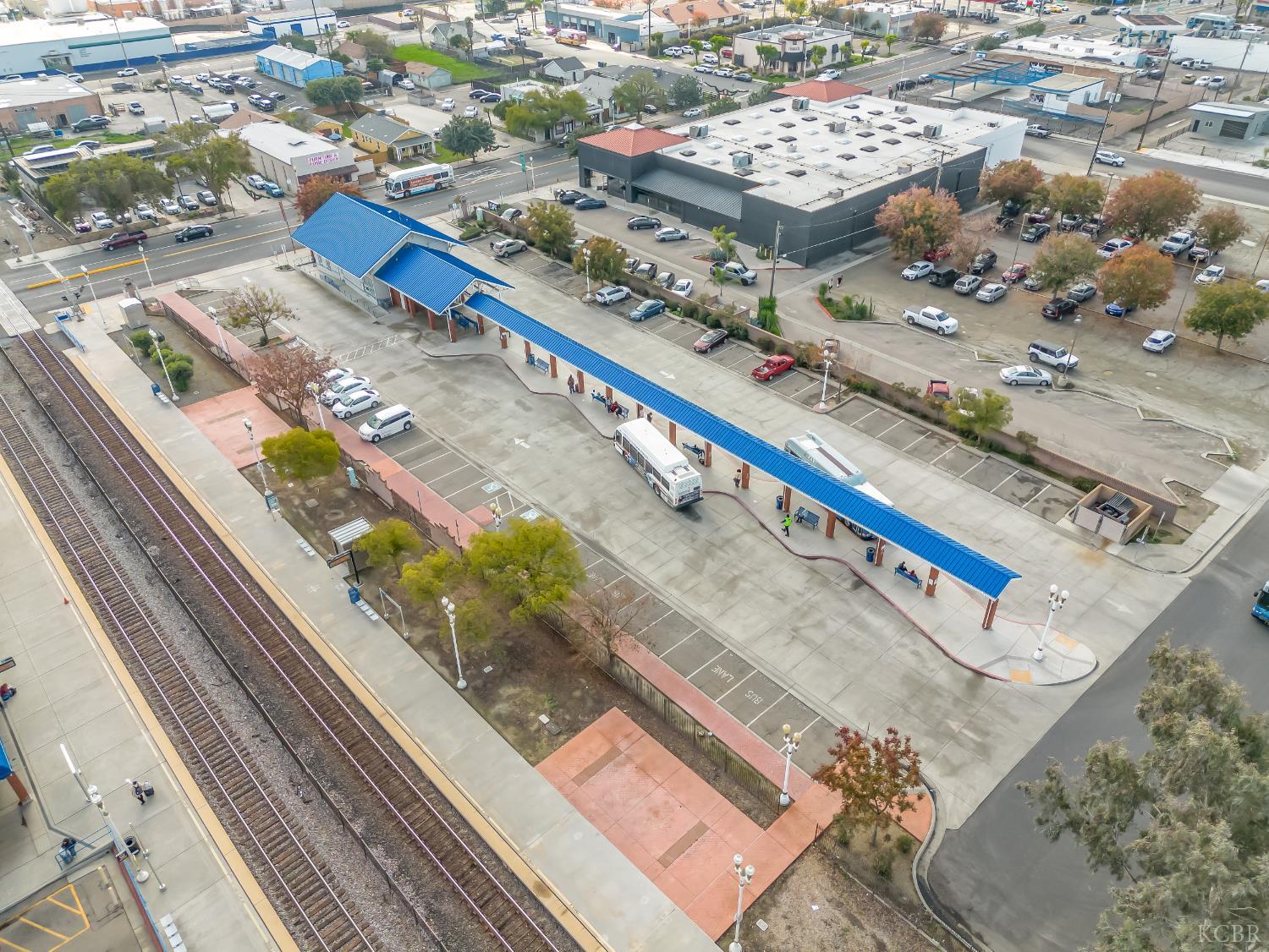 504 W 7th, Hanford, CA 93230