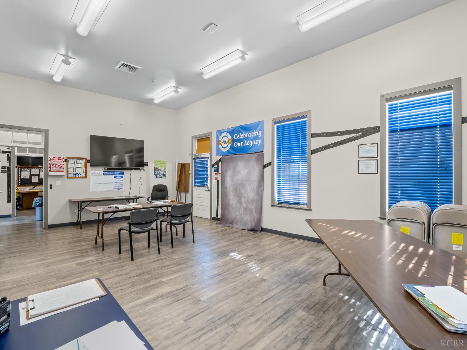 504 W 7th, Hanford, CA 93230