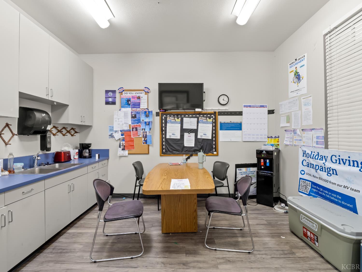 504 W 7th, Hanford, CA 93230