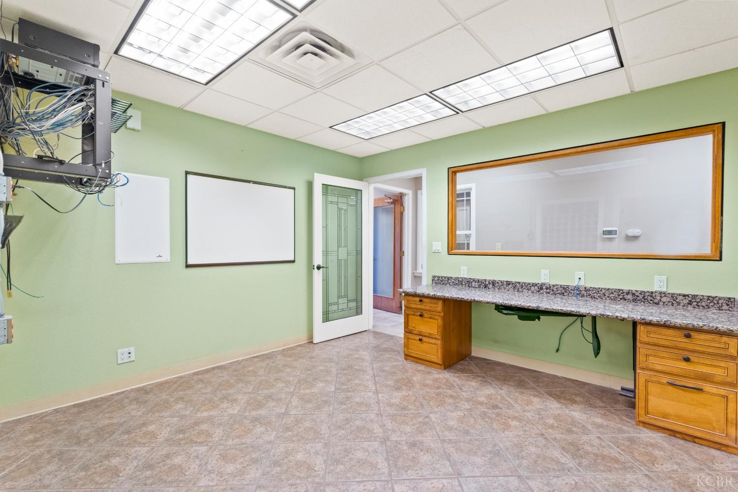 610 W 7th St., Hanford, CA 93230