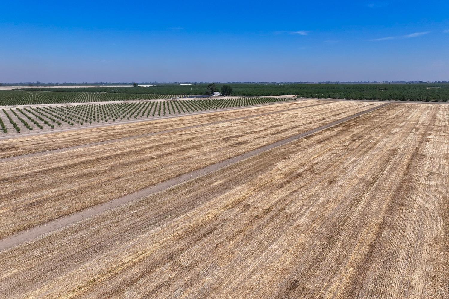 8050 15th Ave, Hanford, CA 93230