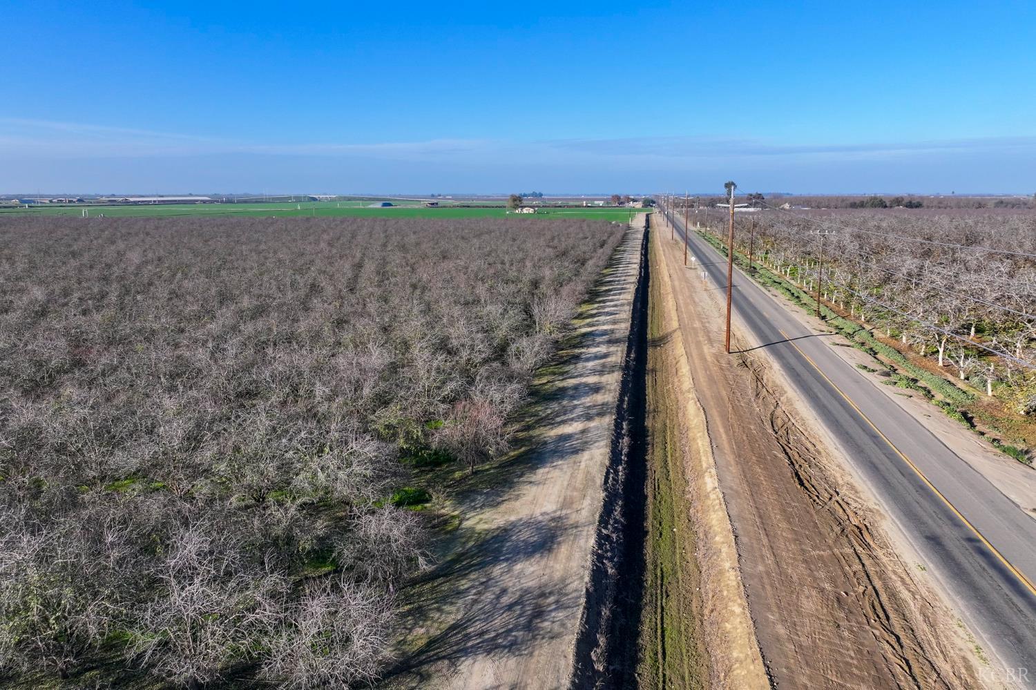 7639 7th Ave, Hanford, CA 93230