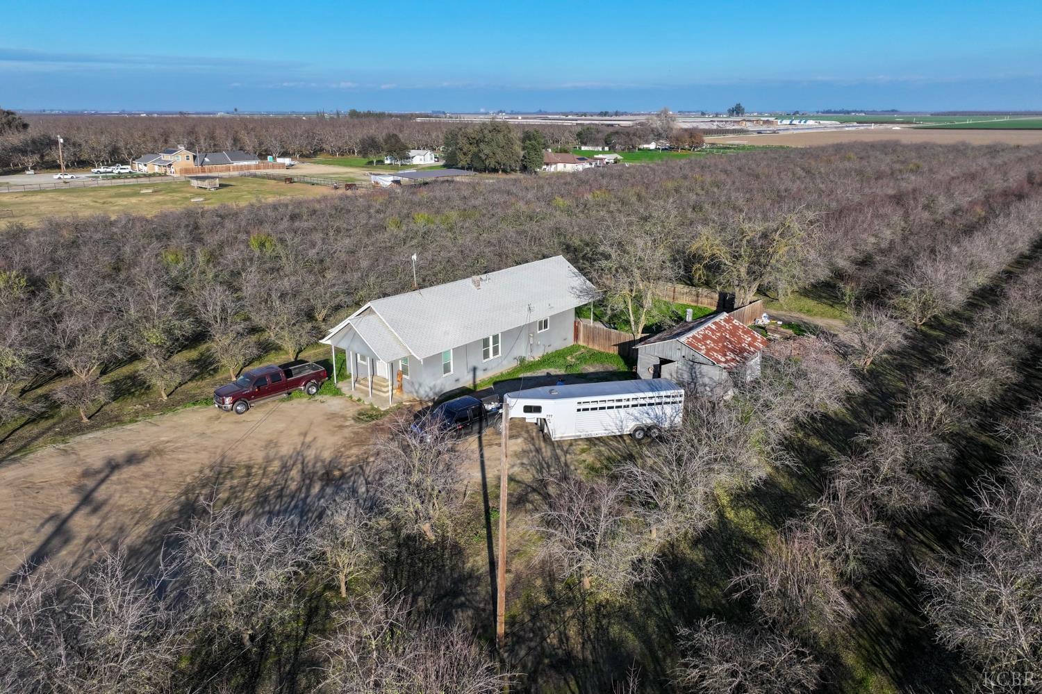 7639 7th Ave, Hanford, CA 93230