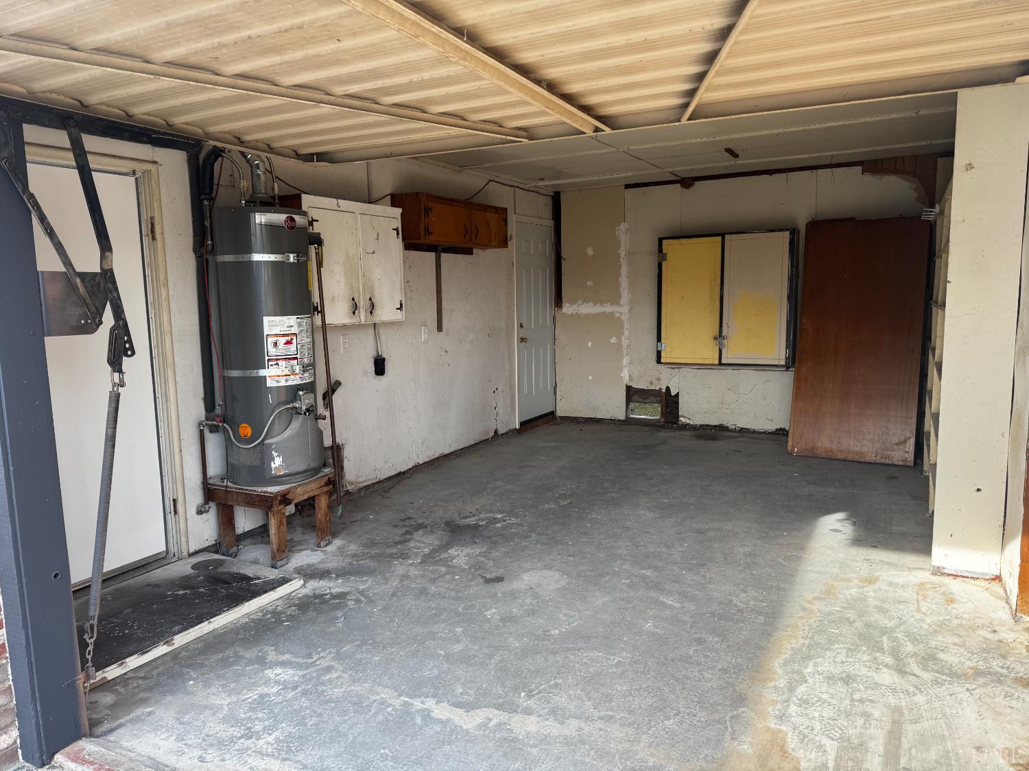 1146 S 12th Ave S, Hanford, CA 93230