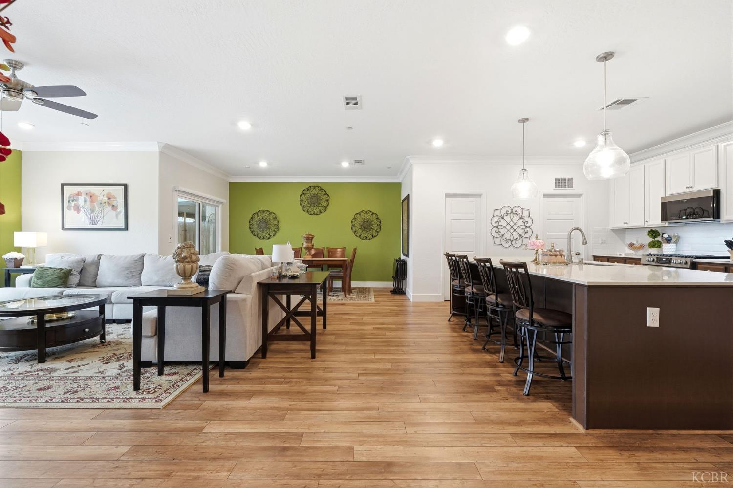 133 E Tyler Ave, Visalia, CA 93291