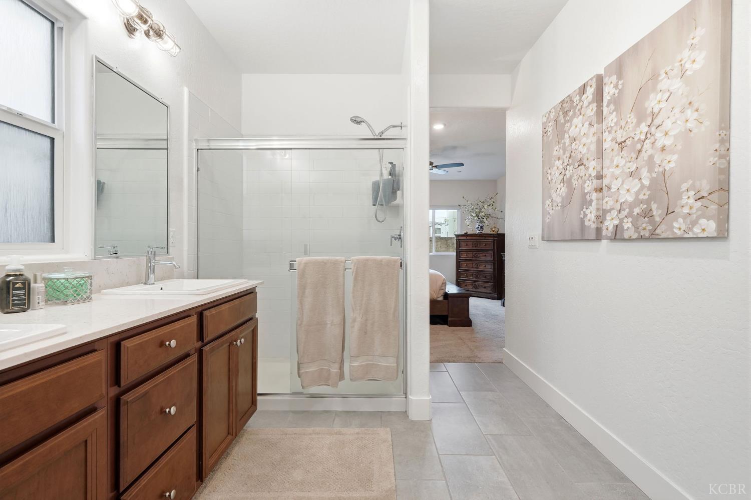 133 E Tyler Ave, Visalia, CA 93291