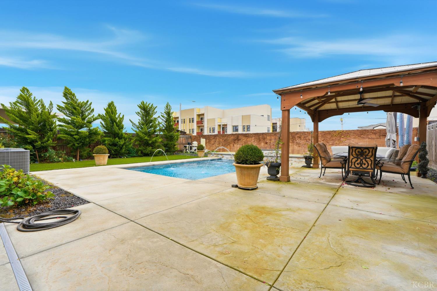 133 E Tyler Ave, Visalia, CA 93291