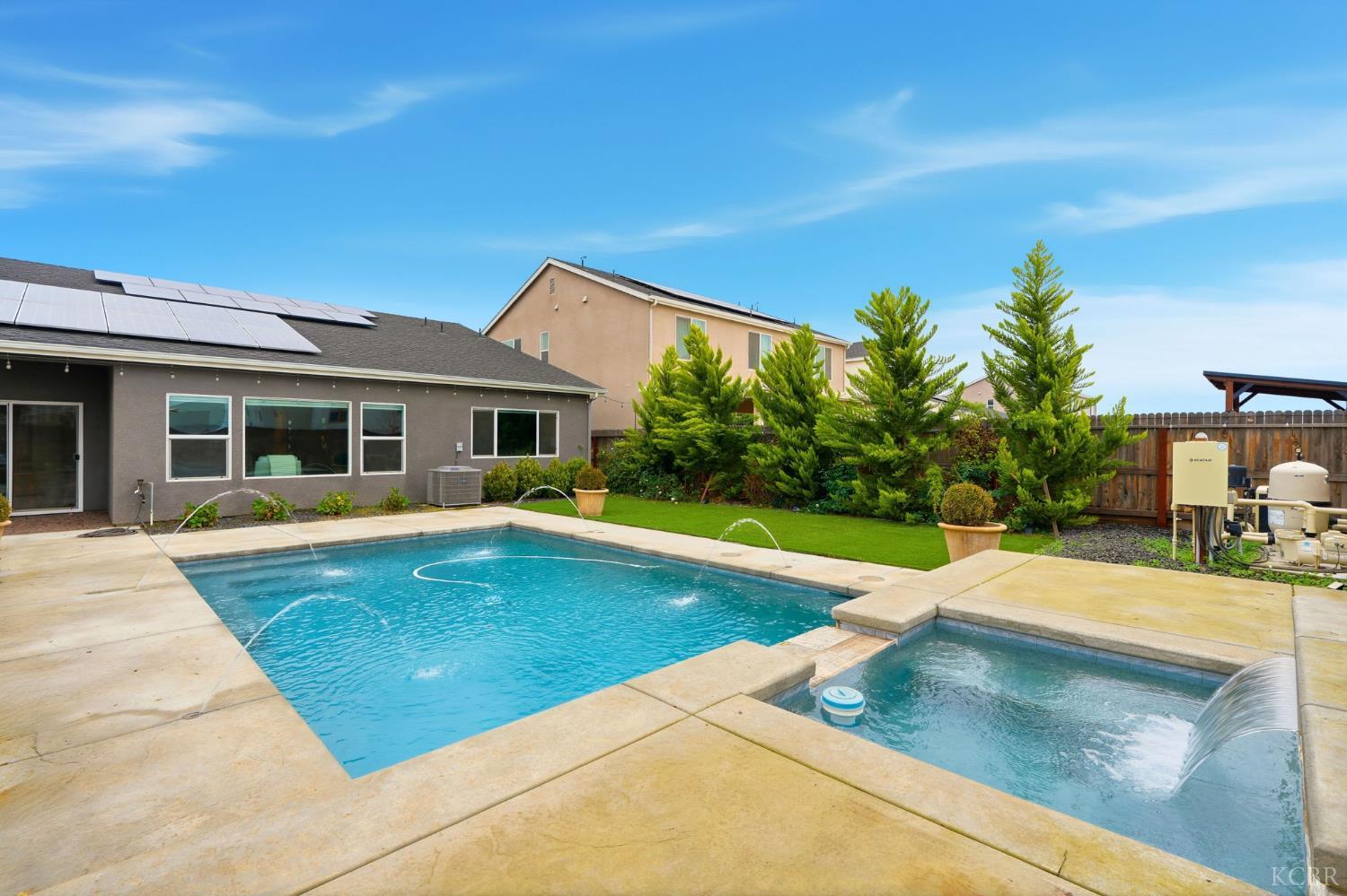 133 E Tyler Ave, Visalia, CA 93291