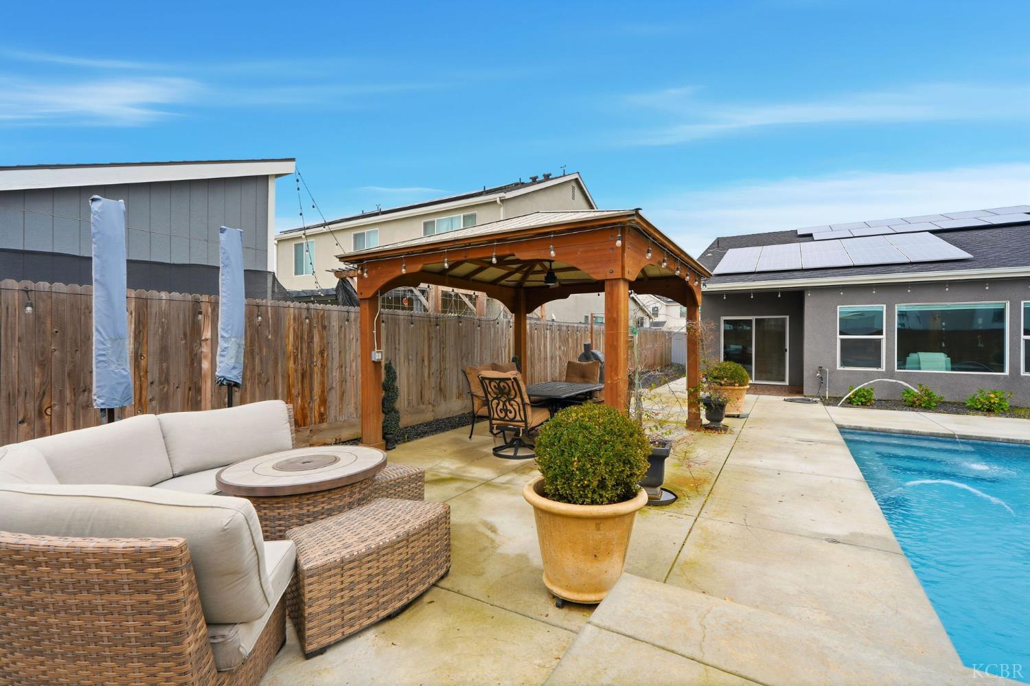 133 E Tyler Ave, Visalia, CA 93291