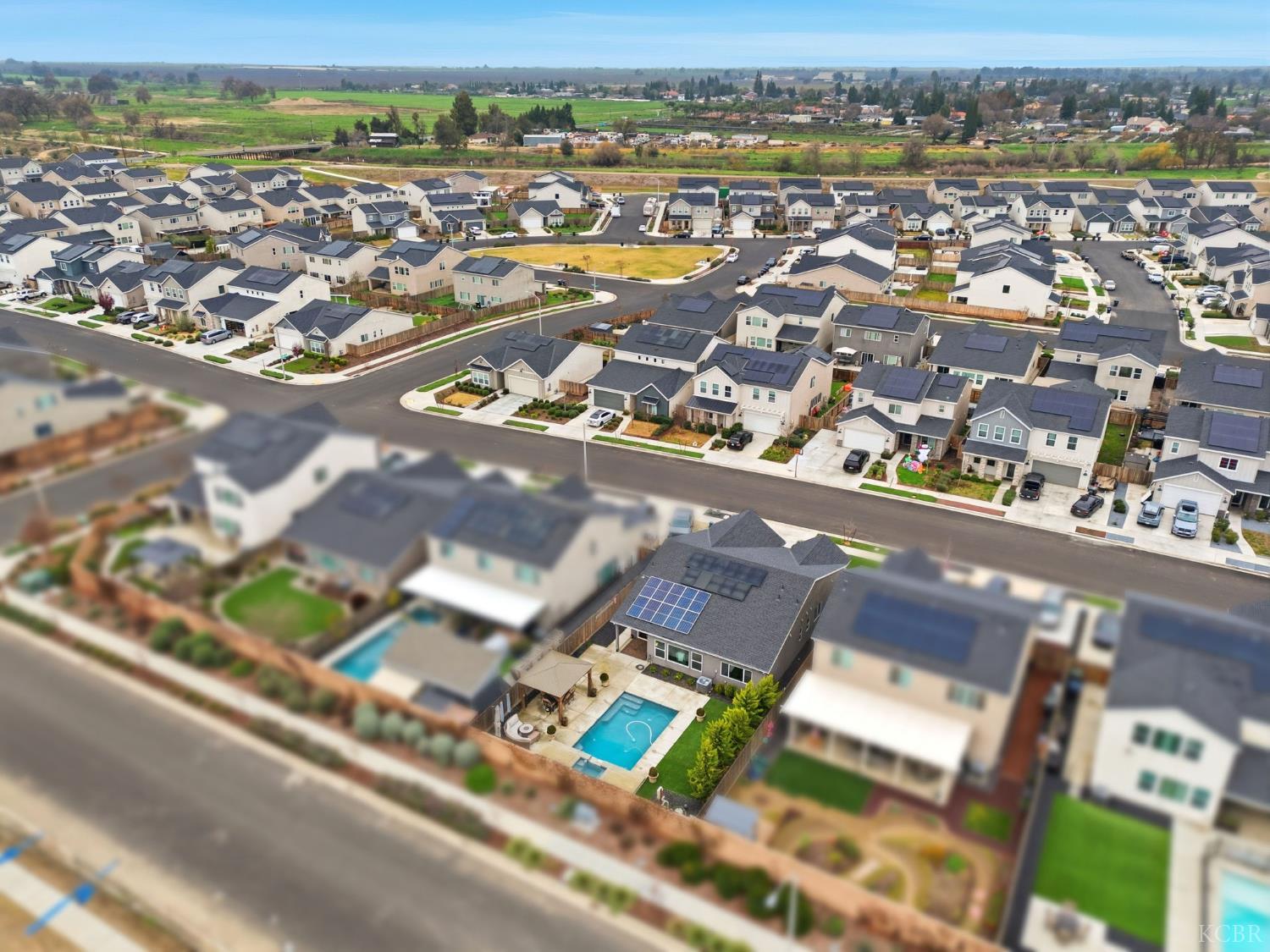 133 E Tyler Ave, Visalia, CA 93291