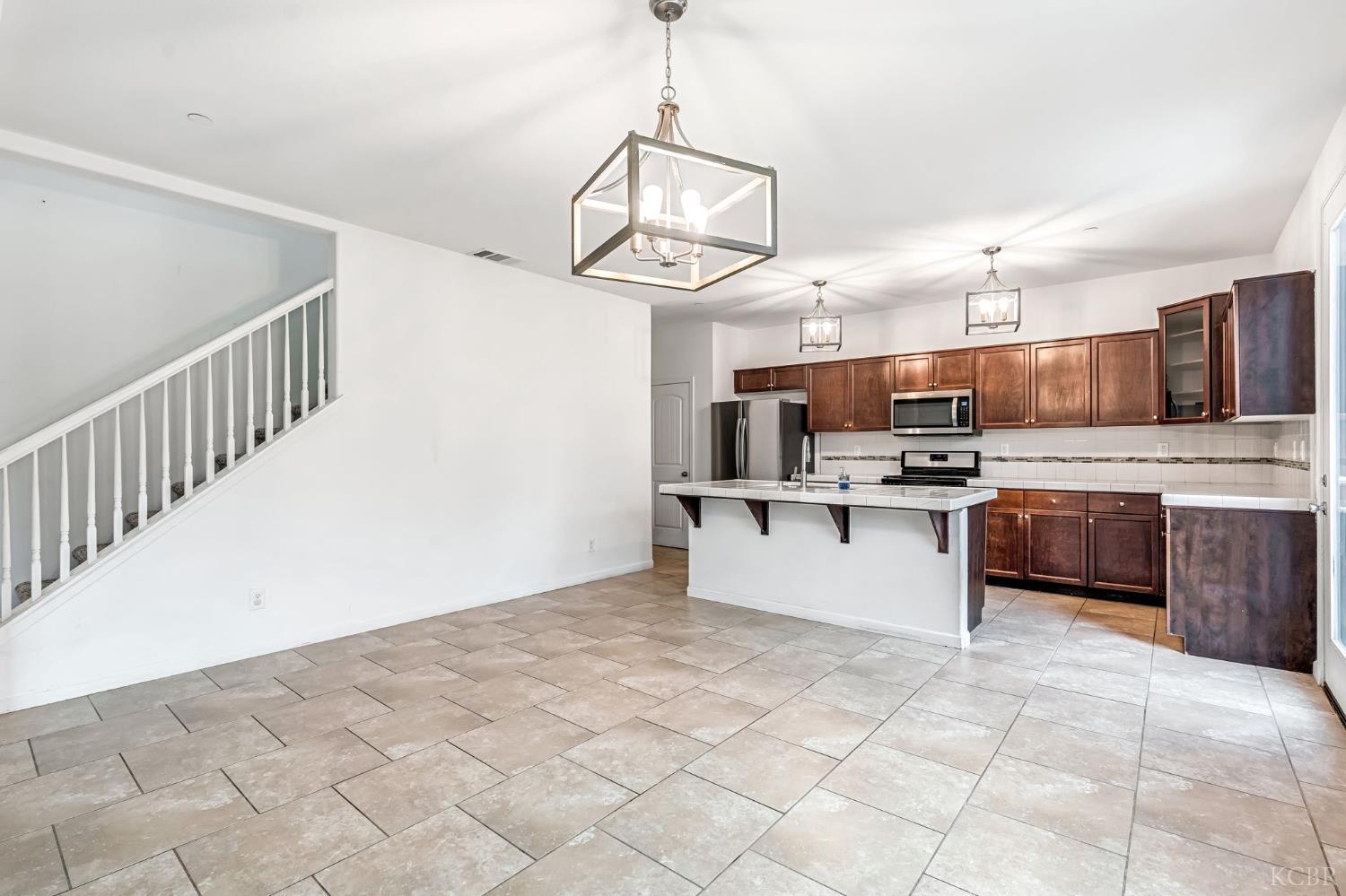 653 Visconti, Lemoore, CA 93245