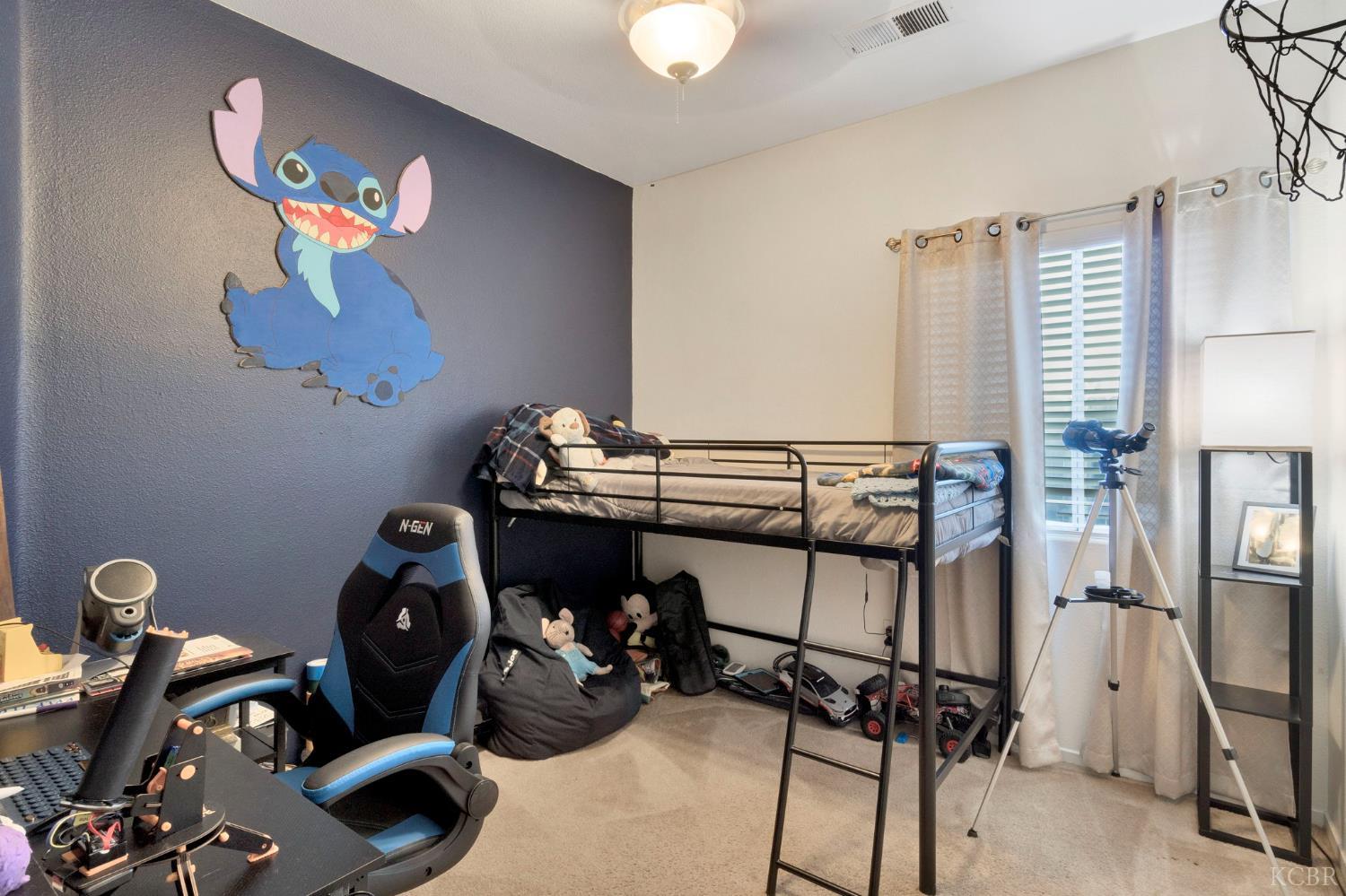 1144 W Orange St, Hanford, CA 93230